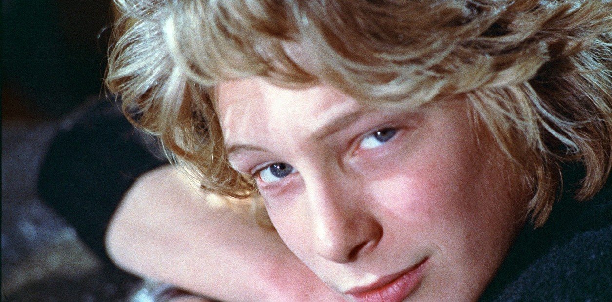 perdió a su familia y su carrera por el alcoholismo