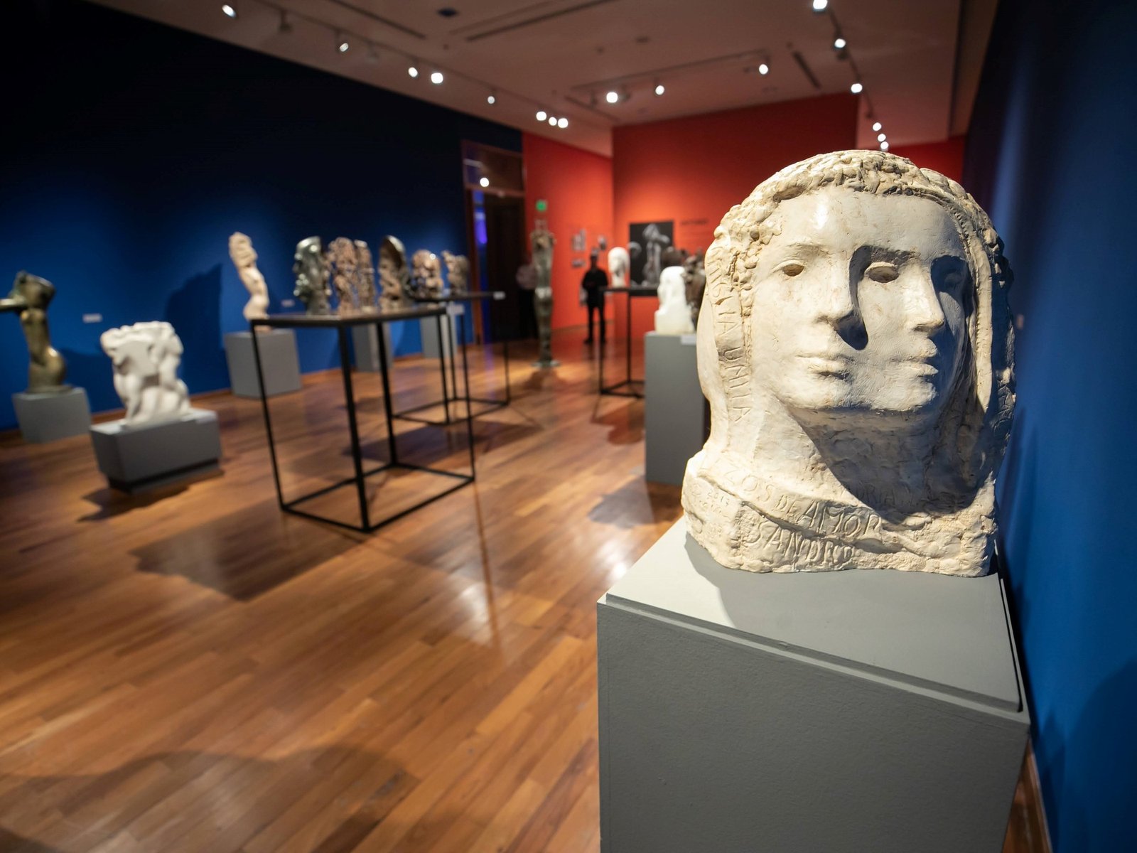 primera muestra póstuma con más de treinta esculturas