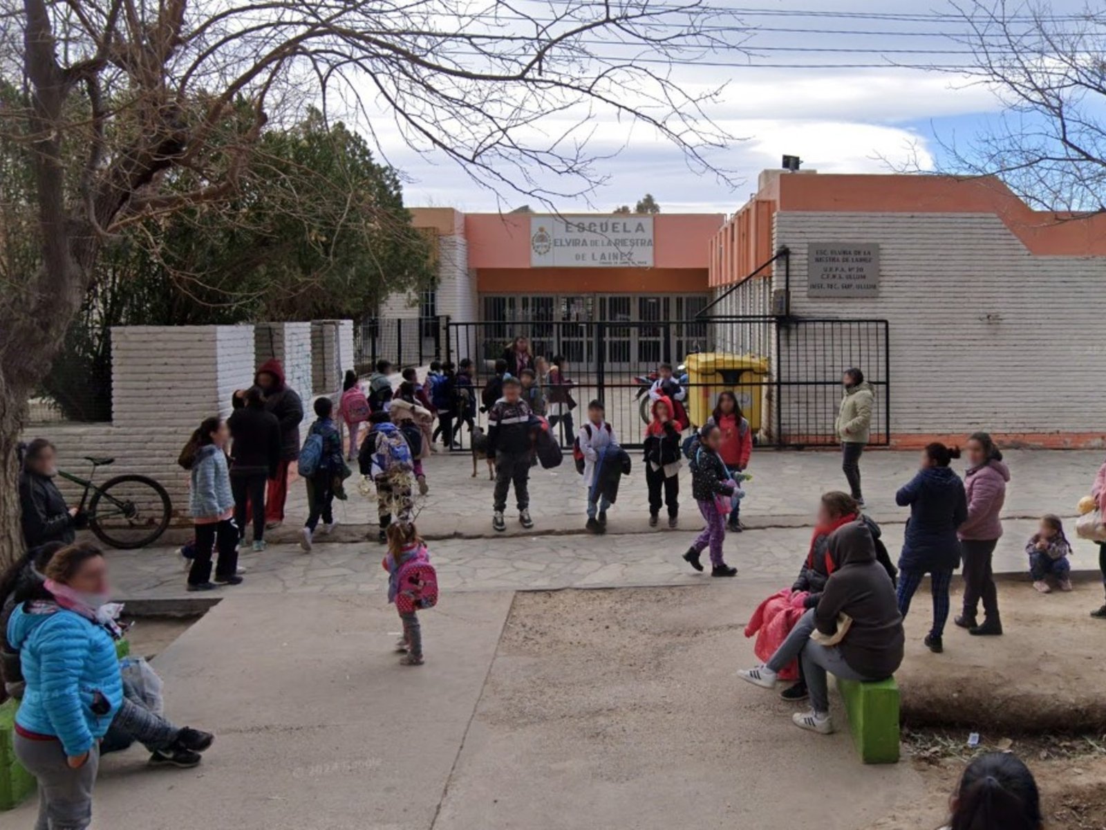 una nena sufrió graves quemaduras tras la explosión de un experimento escolar