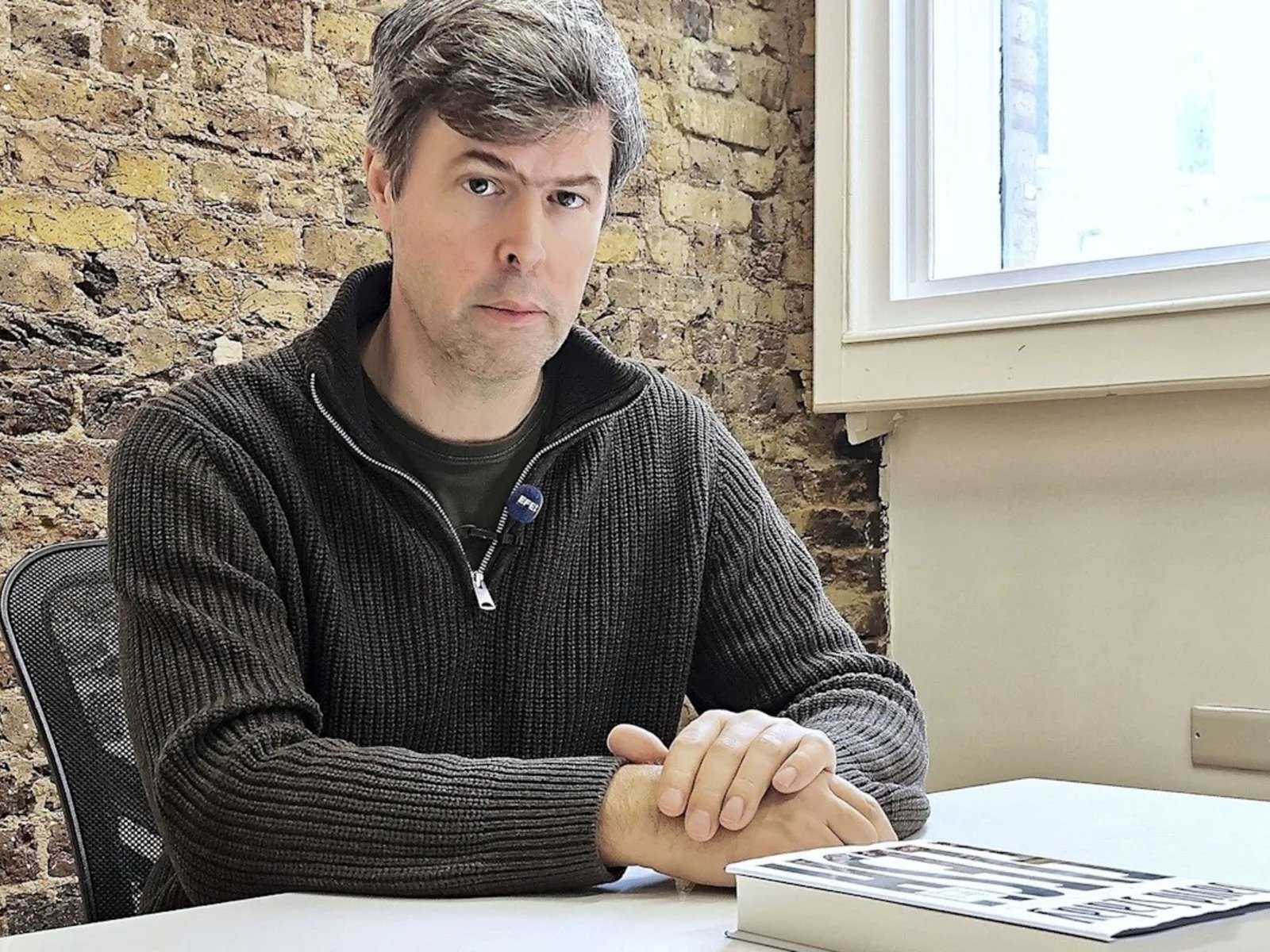 ¿Cómo es ‘Flesh’ la novela de David Szalay, ganadora del Premio Booker?