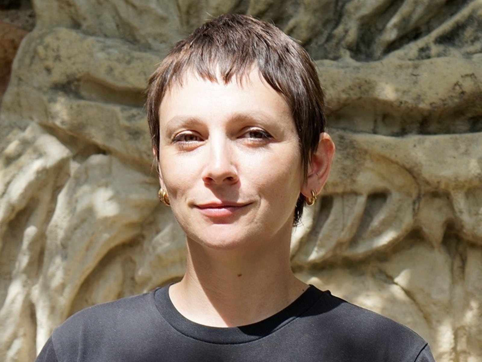 ‘Aliène’, la novela que mezcla terror rural, política y deseo en la Francia contemporánea