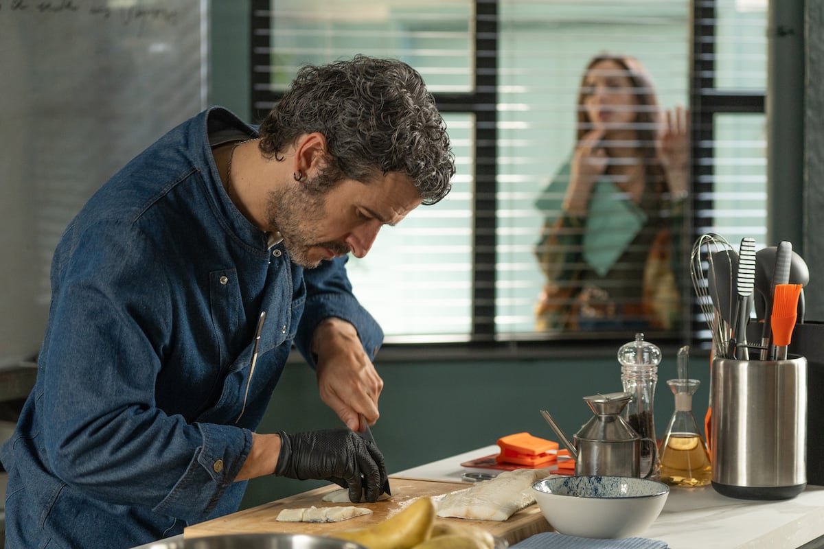 ‘El imperio de Ámsterdam’ y ‘Sin gluten’, sexo, drogas y alta cocina | Series de Televisión