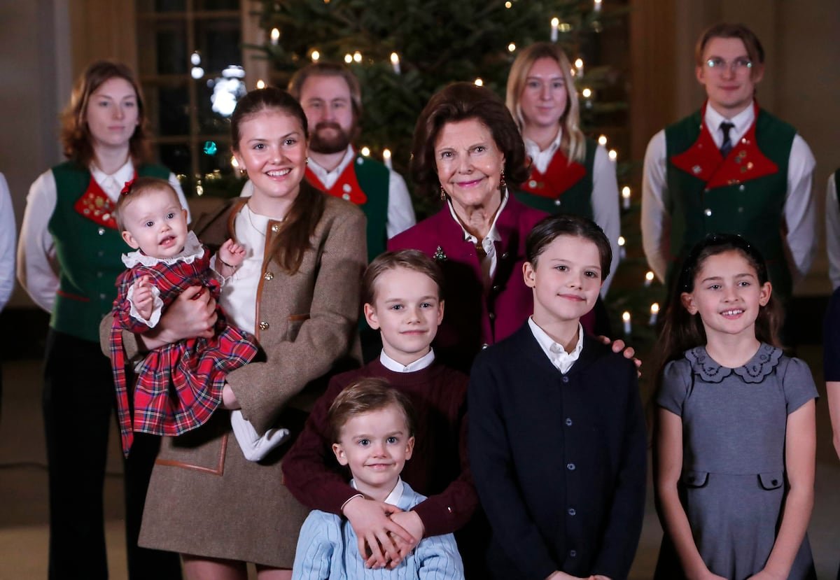 Así son las felicitaciones navideñas de las realezas: unión familiar y protagonismo de las mascotas | Gente