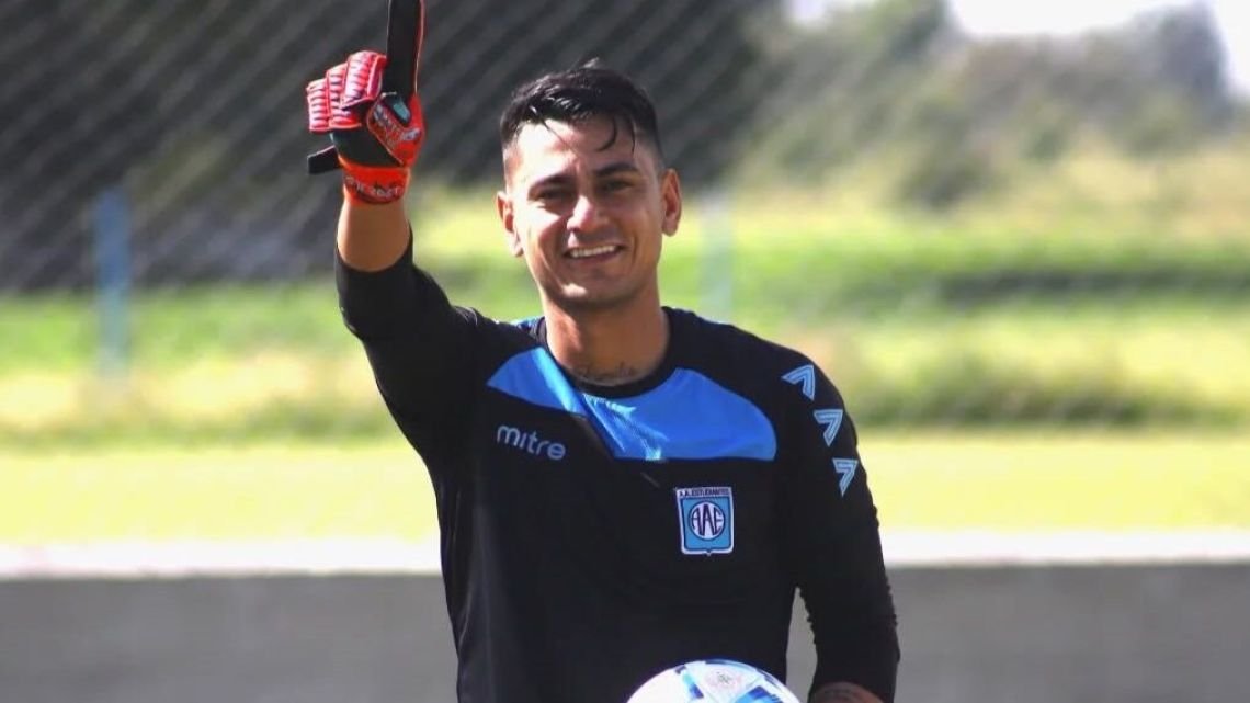 Brian Olivera: «Vengo a Racing a hacer historia, como lo hice en Estudiantes de Río Cuarto»