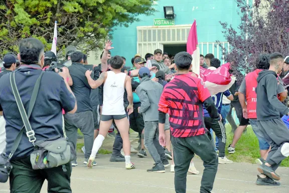 Comisario Mulero: “los referentes de clubes lamentablemente no cumplen el rol que les encomendaron”