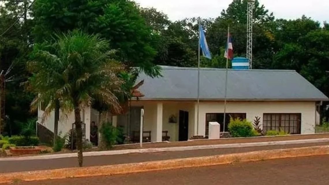 Detuvieron a un policía acusado de colaborar en la fuga de los presos en Misiones