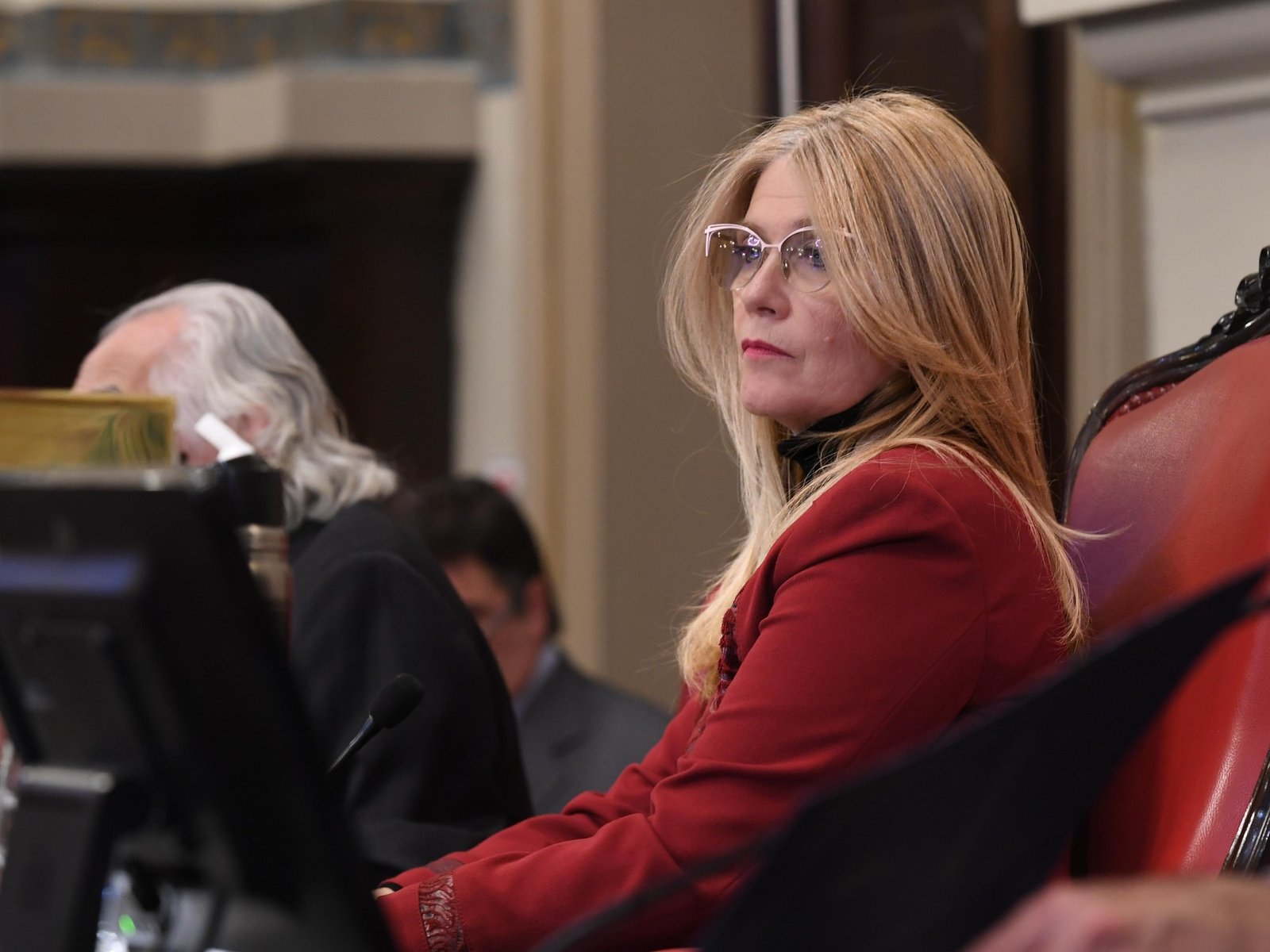 Detuvieron y procesaron a dos empleados del Senado bonaerense por abusos sexuales presuntamente cometidos dentro del palacio legislativo