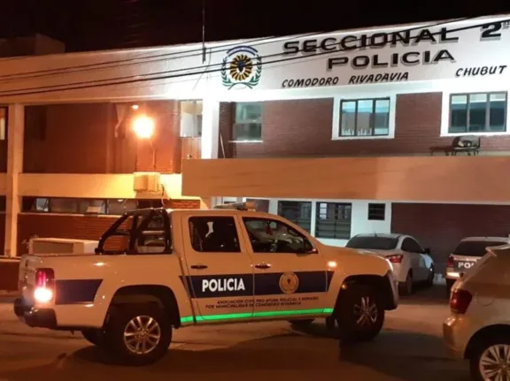 Diez años después de apuñalar a su ex pareja ahora fue detenido por lesionar a un familiar de ella