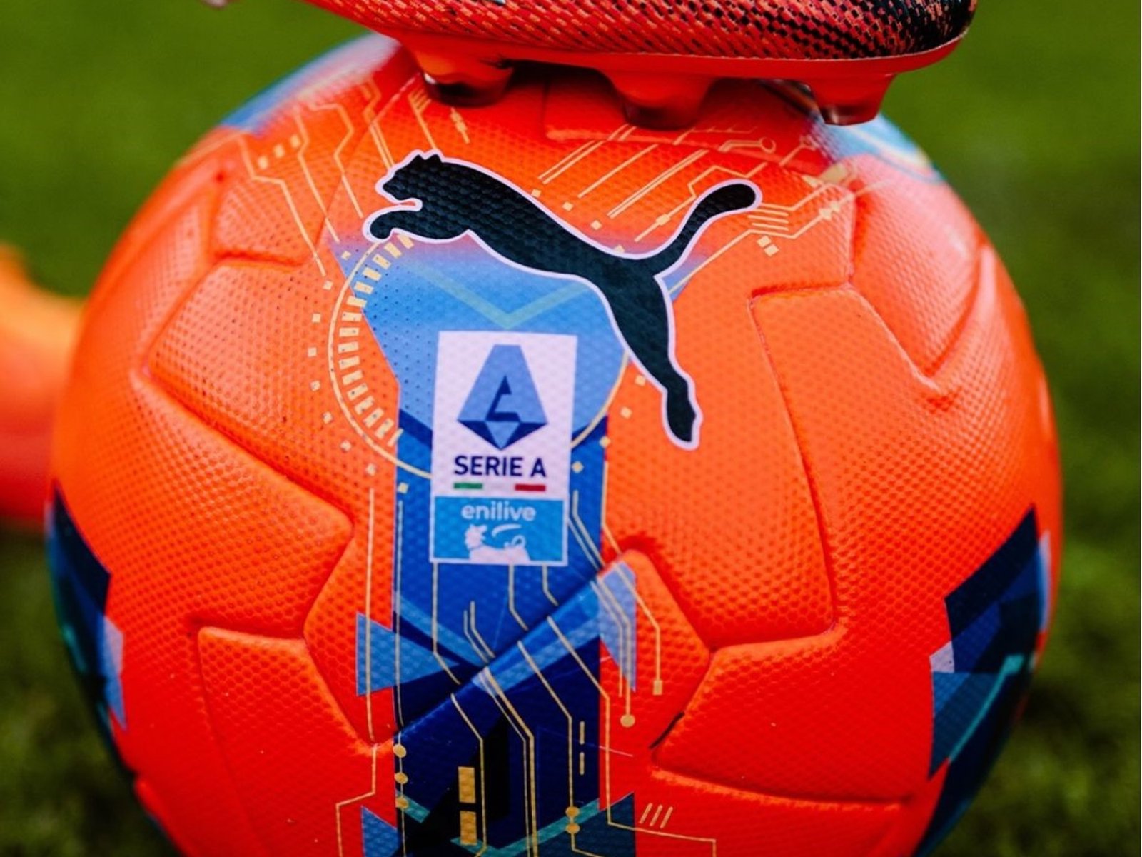 El Calcio le dice adiós a la pelota naranja: las causas :: Olé