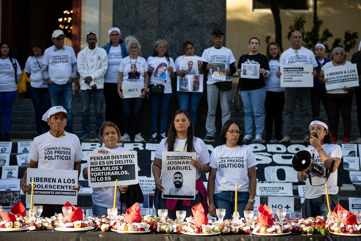 El Gobierno de Venezuela libera a 71 presos políticos en plena escalada de tensión con Estados Unidos