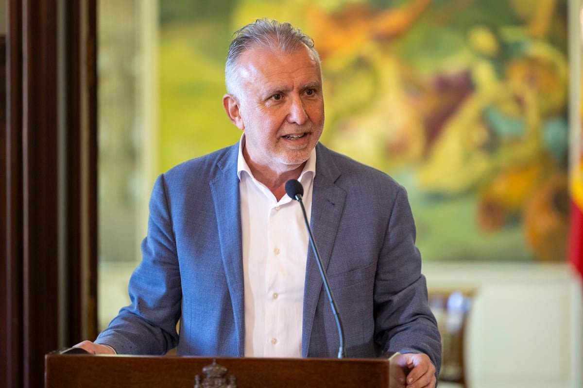 El Gobierno ha derivado a un millar de menores migrantes desde Canarias con la reforma de la ley de Extranjería | España