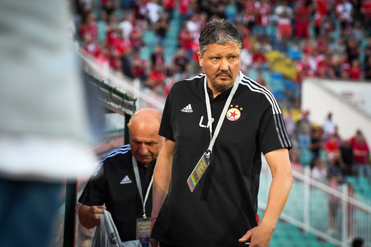 El exfutbolista Lubo Penev, ingresado grave en Alemania víctima de un cáncer de riñón | Fútbol | Deportes