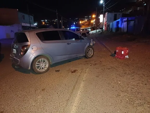 El motociclista embestido en barrio San Martín está internado en grave estado
