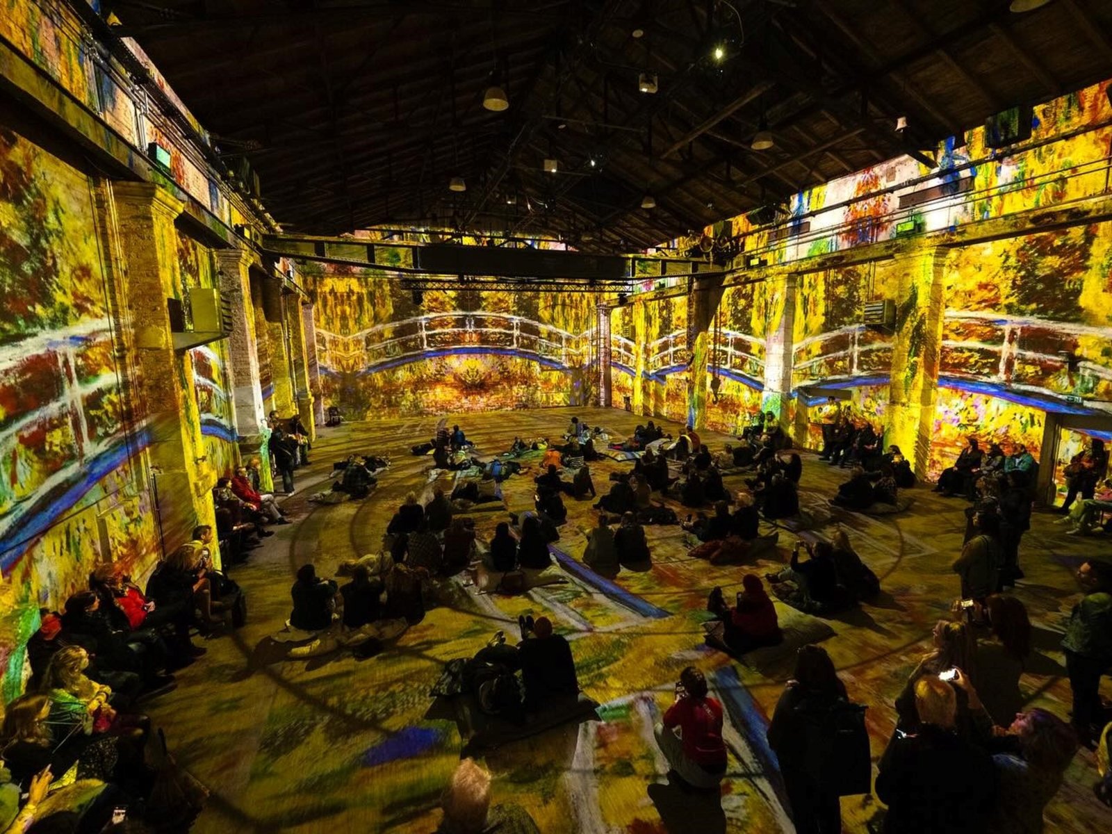 El universo de Claude Monet, en versión inmersiva, desembarca en el Teatro Colón