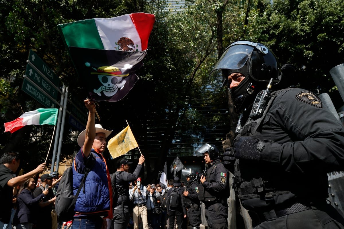 Generación Z: El brevísimo despertar y repliegue de la generación Z en México