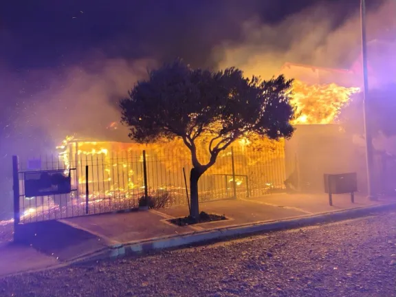 Importante incendio en una vivienda de Rada Tilly