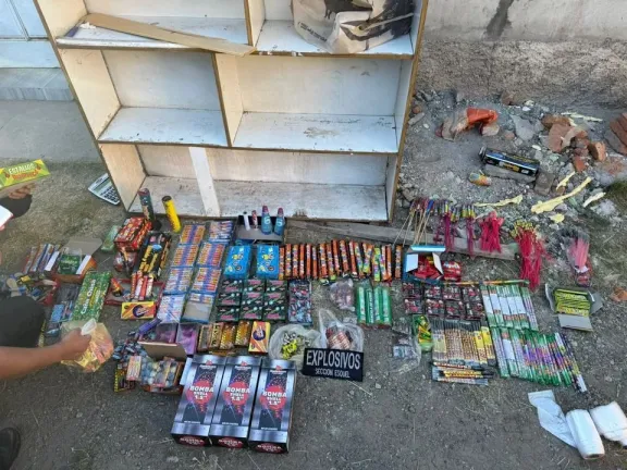 Incautaron pirotecnia ilegal tras allanamientos en dos domicilios