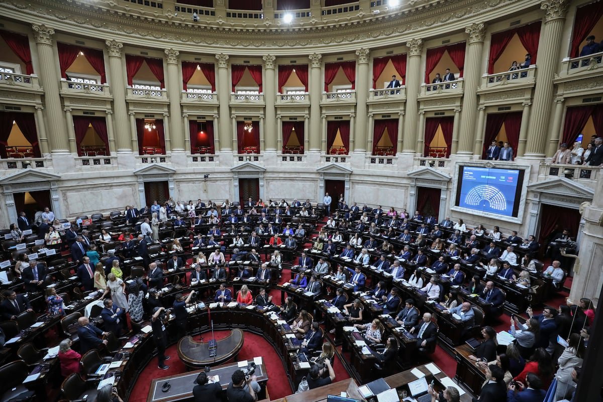 La Cámara de Diputados aprueba el presupuesto de Milei, pero rechaza su ajuste a las universidades