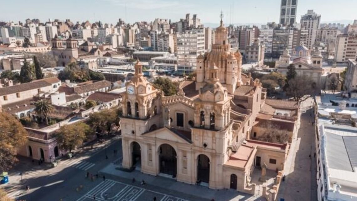 “La fraternidad que se vive en Córdoba es única”: cómo la Noche de los Templos volvió a mostrar el valor espiritual y cultural de la ciudad