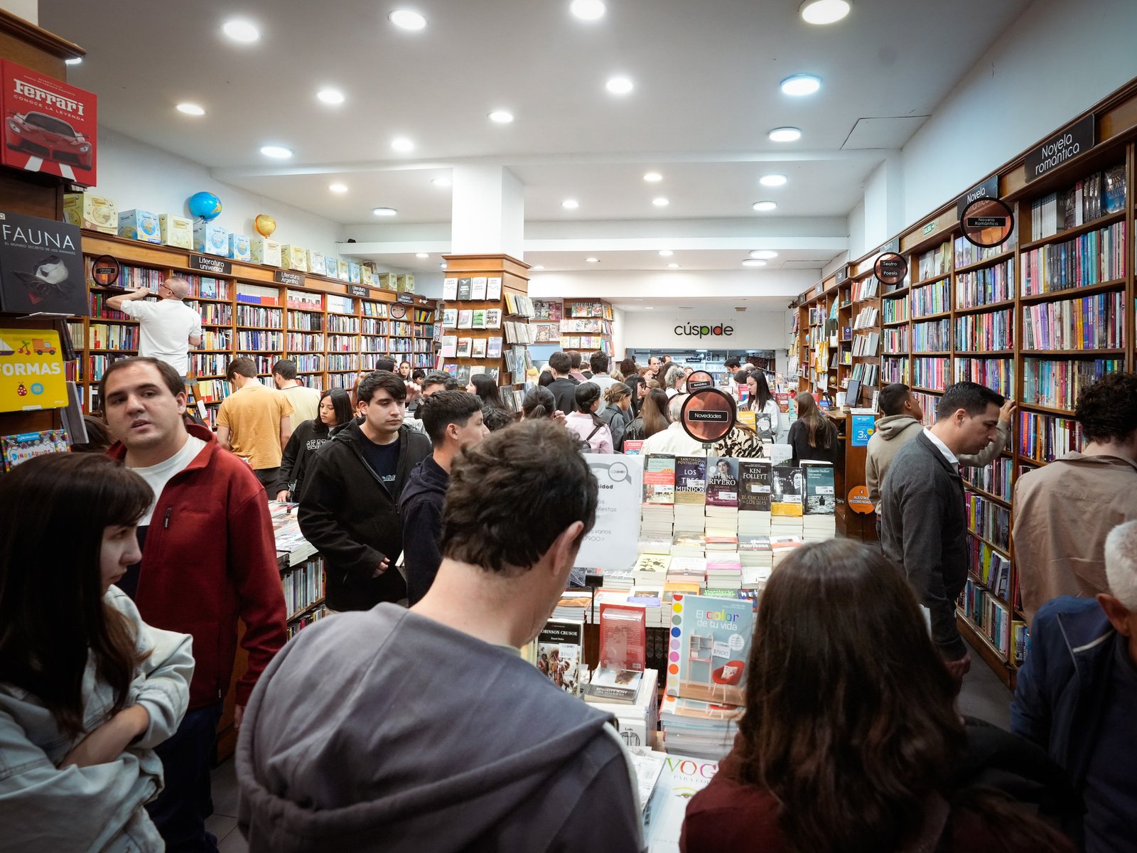 Los mejores libros, a menos de $ 30 mil pesos, para regalar en Navidad