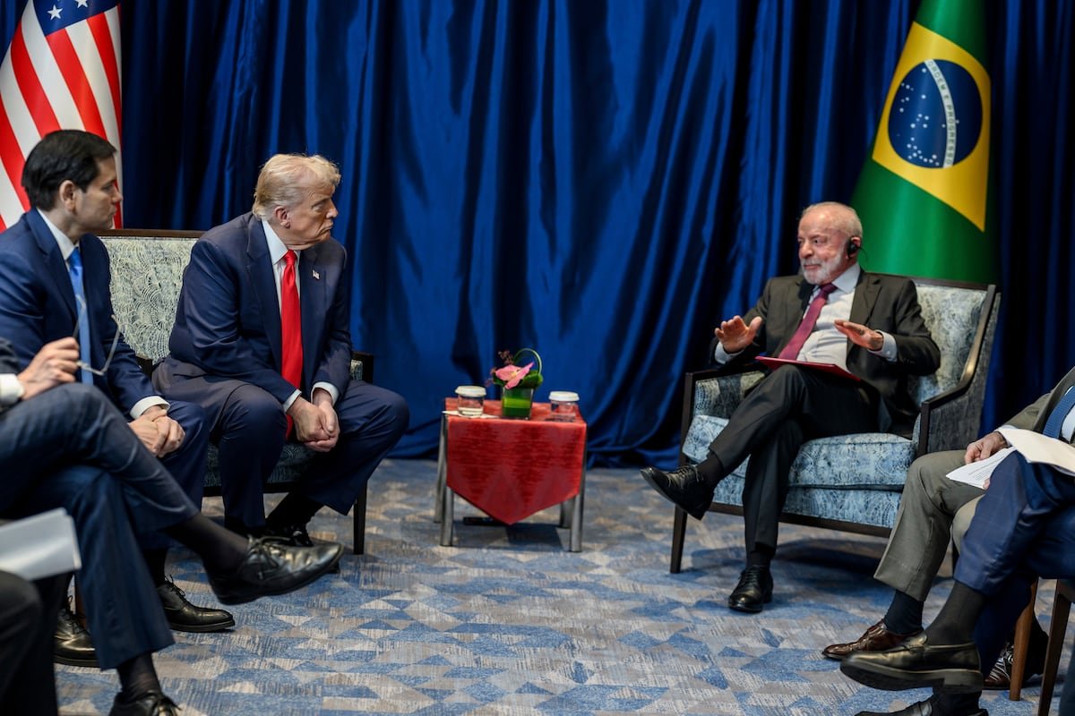 Lula y Trump conversan sobre aranceles y crimen organizado en plena campaña contra Maduro