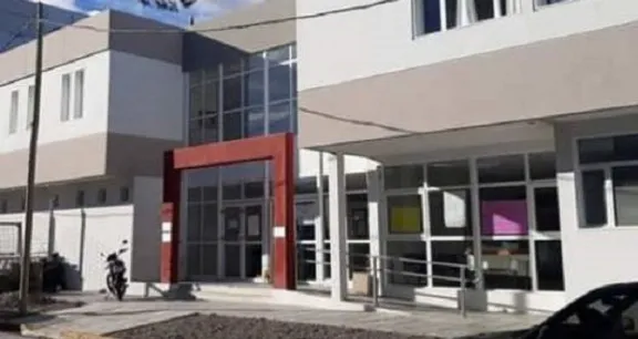 Sarmiento: detienen a un sujeto con arma blanca tras allanamiento por violencia de género