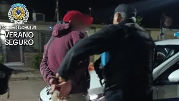 Un hombre fue detenido por pinchar las cubiertas de un auto