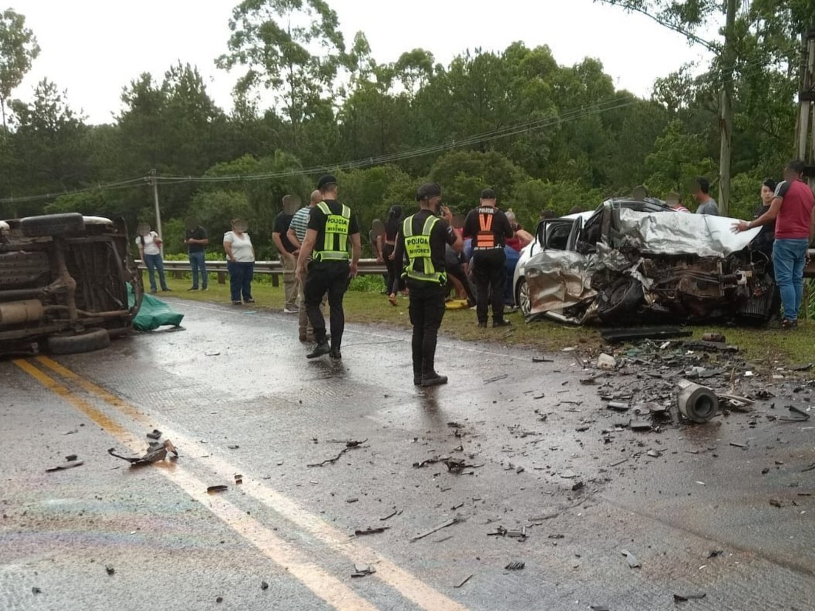 cuatro muertos y dos heridos graves
