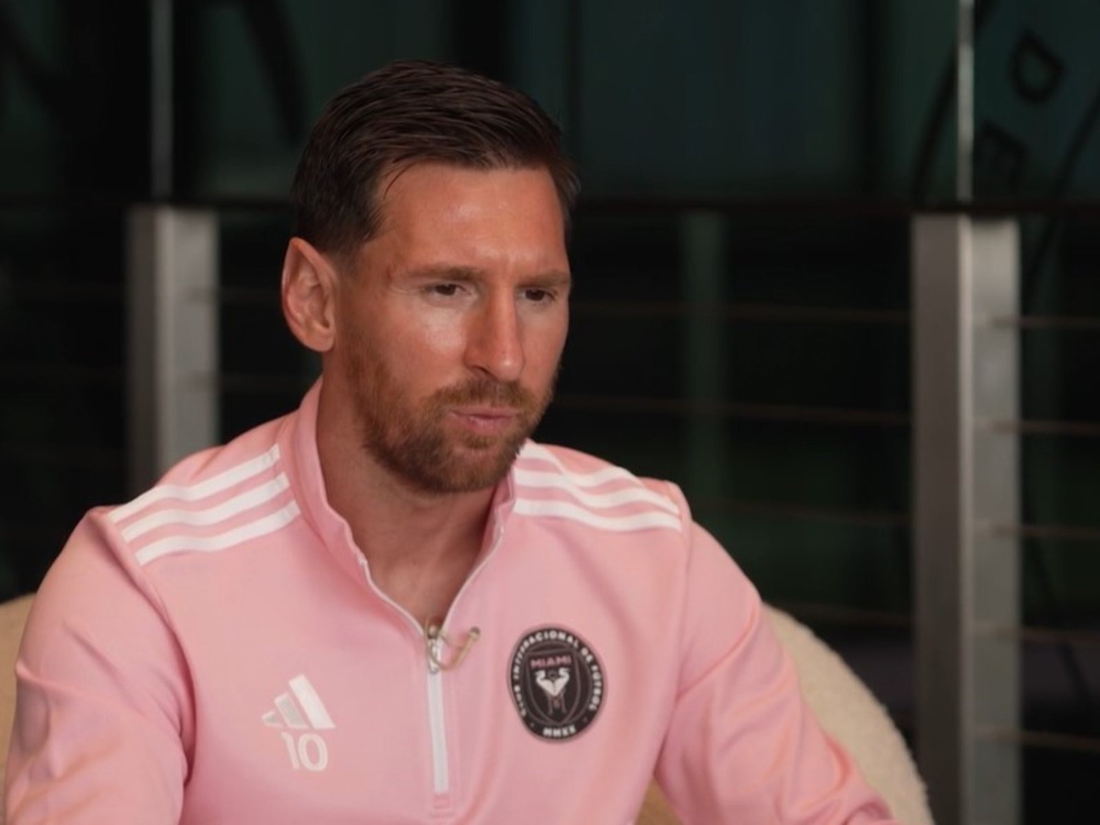 el «lindo» reencuentro con Müller y el deseo para Alba y Busquets