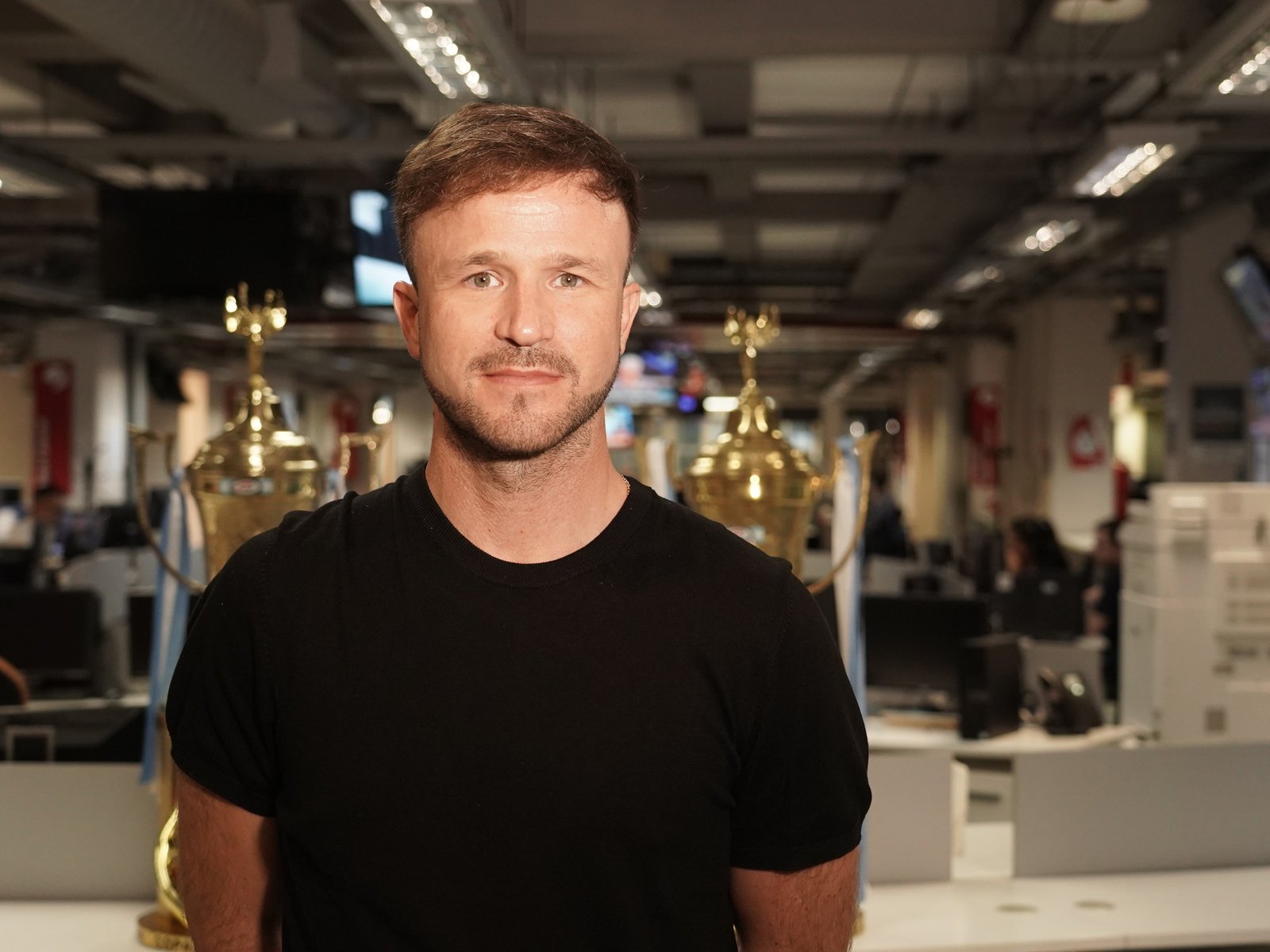 el multicampeón del TC visitó Clarín y eligió las nueve fotos que marcaron su vida