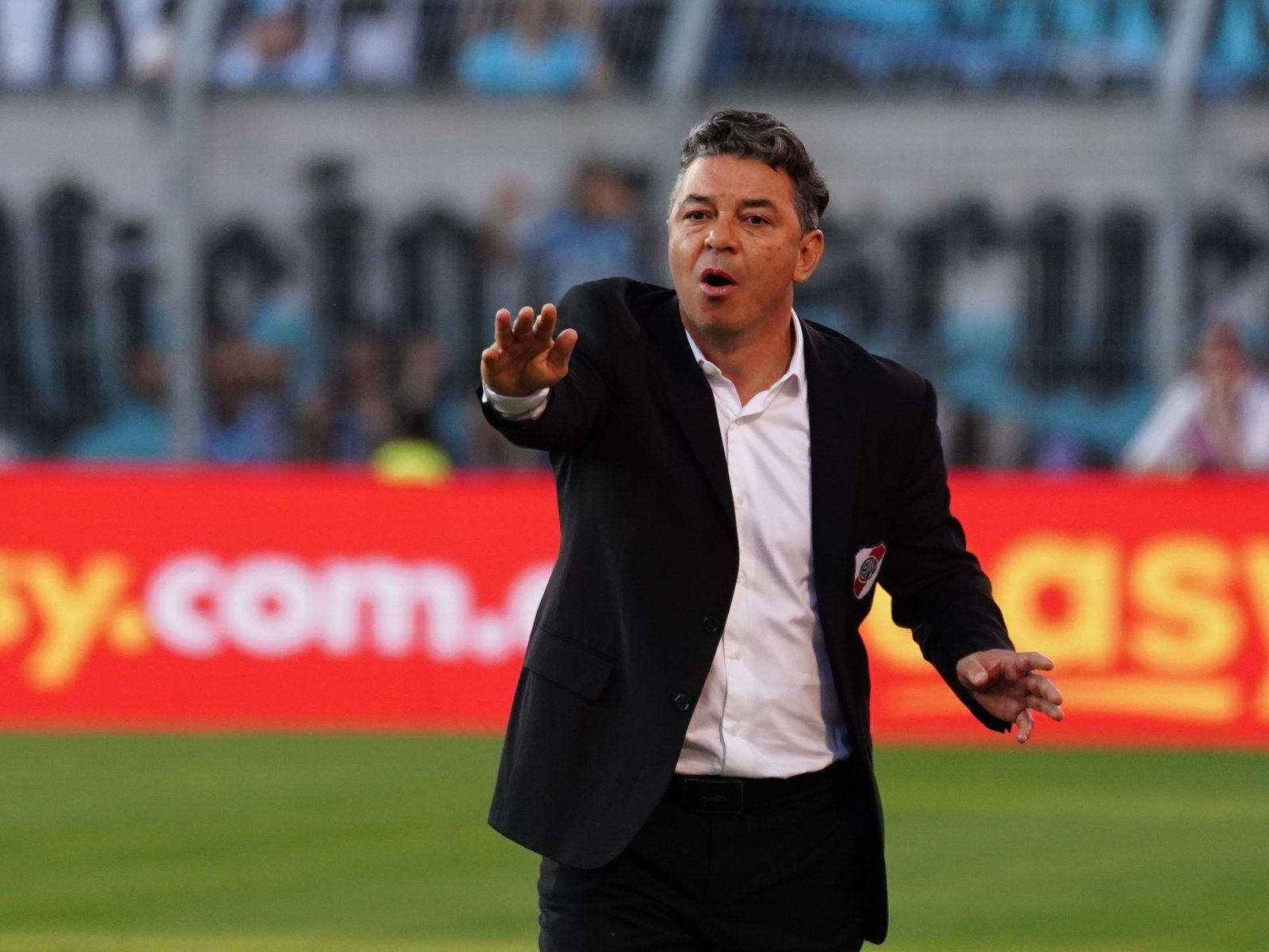 la mira está puesta en dos argentinos que juegan en Brasil