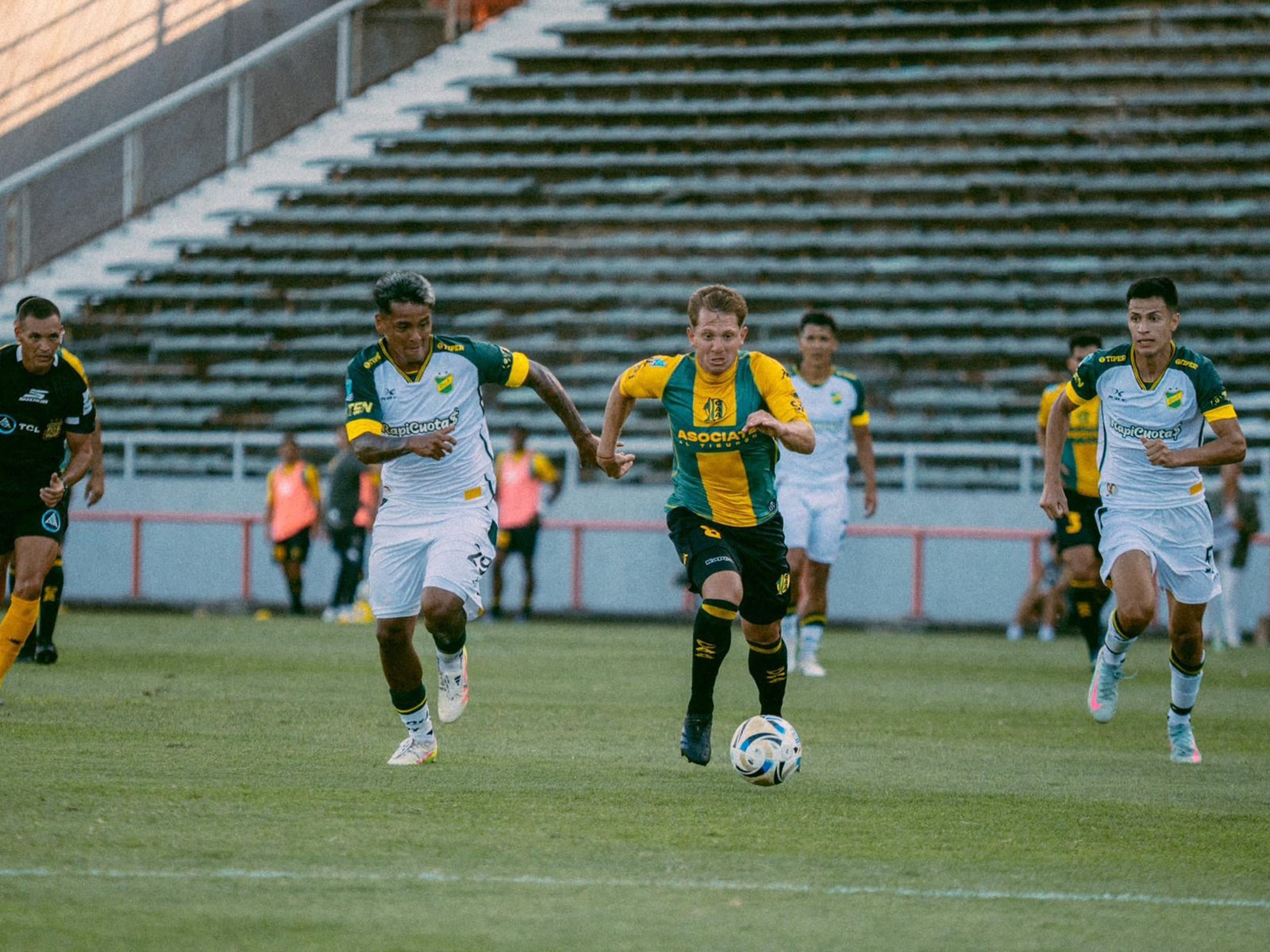 Aldosivi vs. Barracas Central, por el Torneo Apertura, EN VIVO: seguí el minuto a minuto