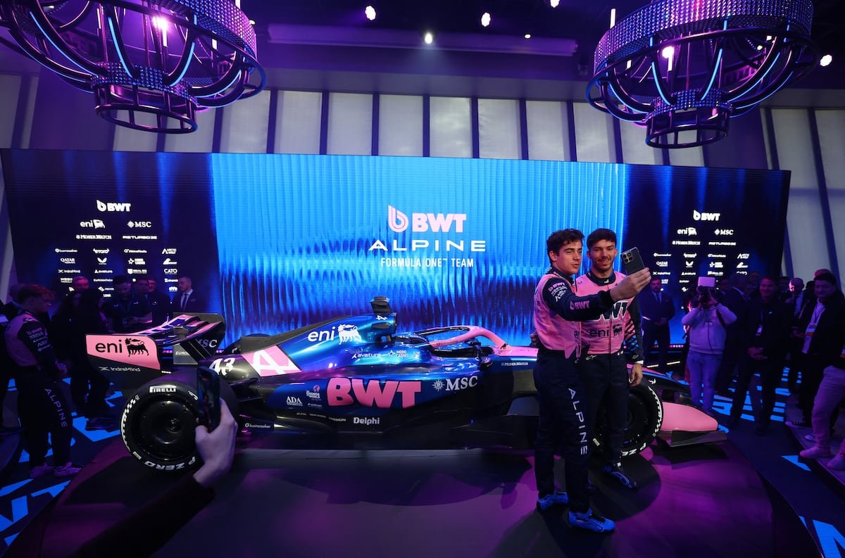 Alpine presenta en Barcelona su nuevo monoplaza de F1 para 2026 sin “excusas” para ser “competitivo” | Fórmula 1 | Deportes