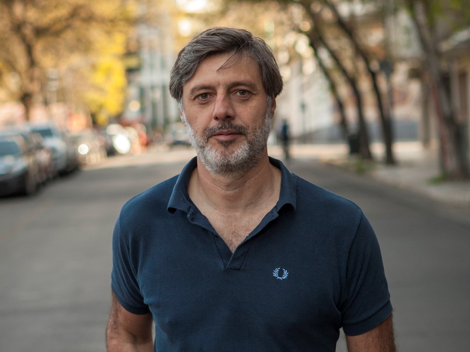 Andrés Barba analiza el poder y la posverdad