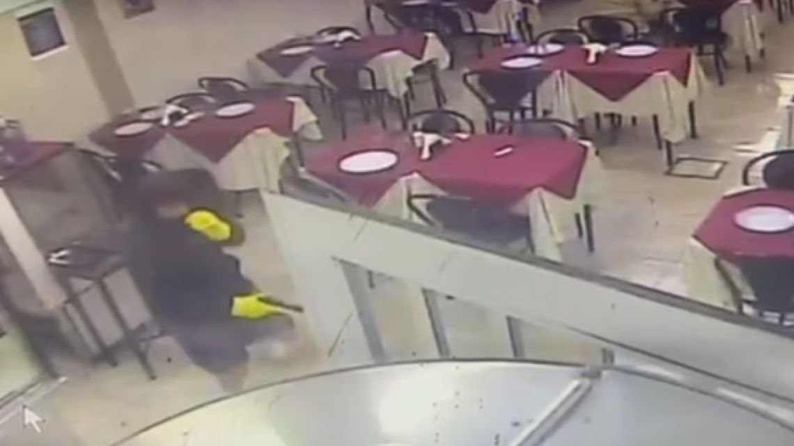 Asalto a punta de arma en un restaurante de La Matanza