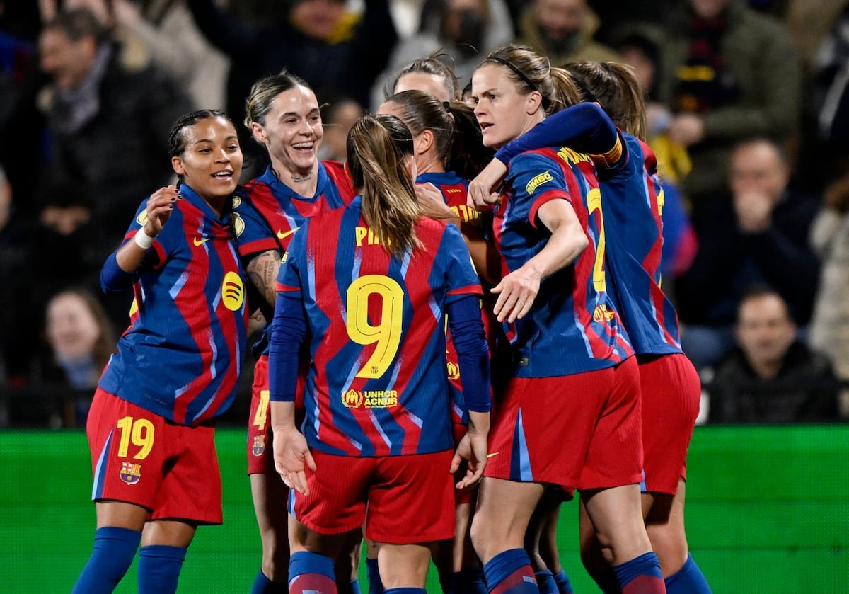 Barcelona – Real Madrid en directo | Brugts adelanta al Barça con un cabezazo