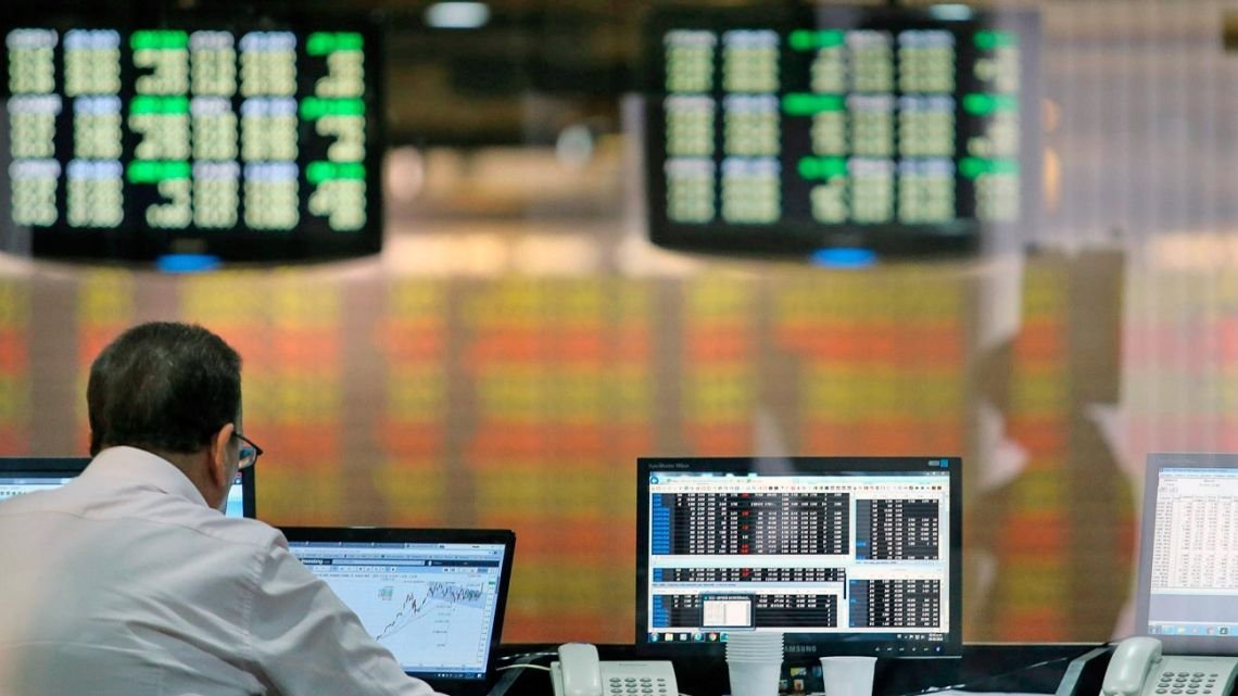 Bonos argentinos en alza: el riesgo país cae a mínimos desde 2018