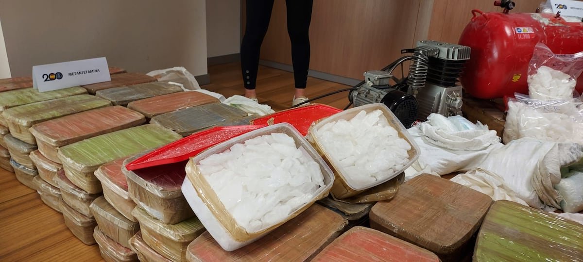 Cae un miembro del cartel de Sinaloa con un sueldo de 2.500 euros por no hablar de un alijo de 1.800 kilos de metanfetaminas | España