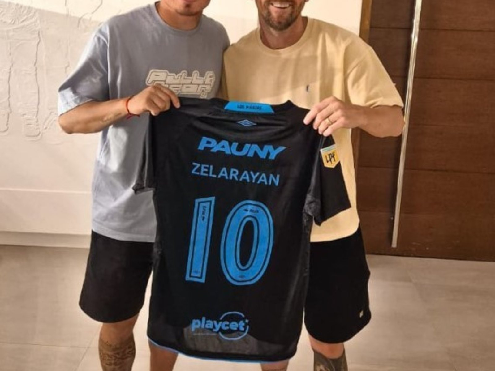 De un 10 a otro: el encuentro entre Messi y Zelarayán que volvió loco a todo el pueblo Pirata :: Olé