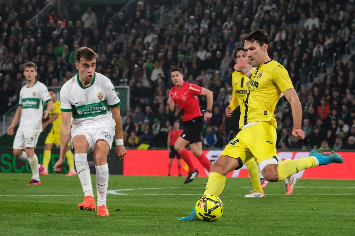 Despierta Mikautadze y el Villarreal atiza a un Elche desorientado | Fútbol | Deportes