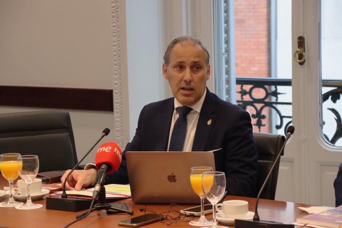 Dos asociaciones denuncian la “politización” del Colegio de abogados de Madrid tras su acusación contra el ex fiscal general | España