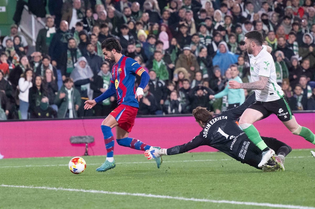 El Racing exige a un Barça serio  | Fútbol | Deportes