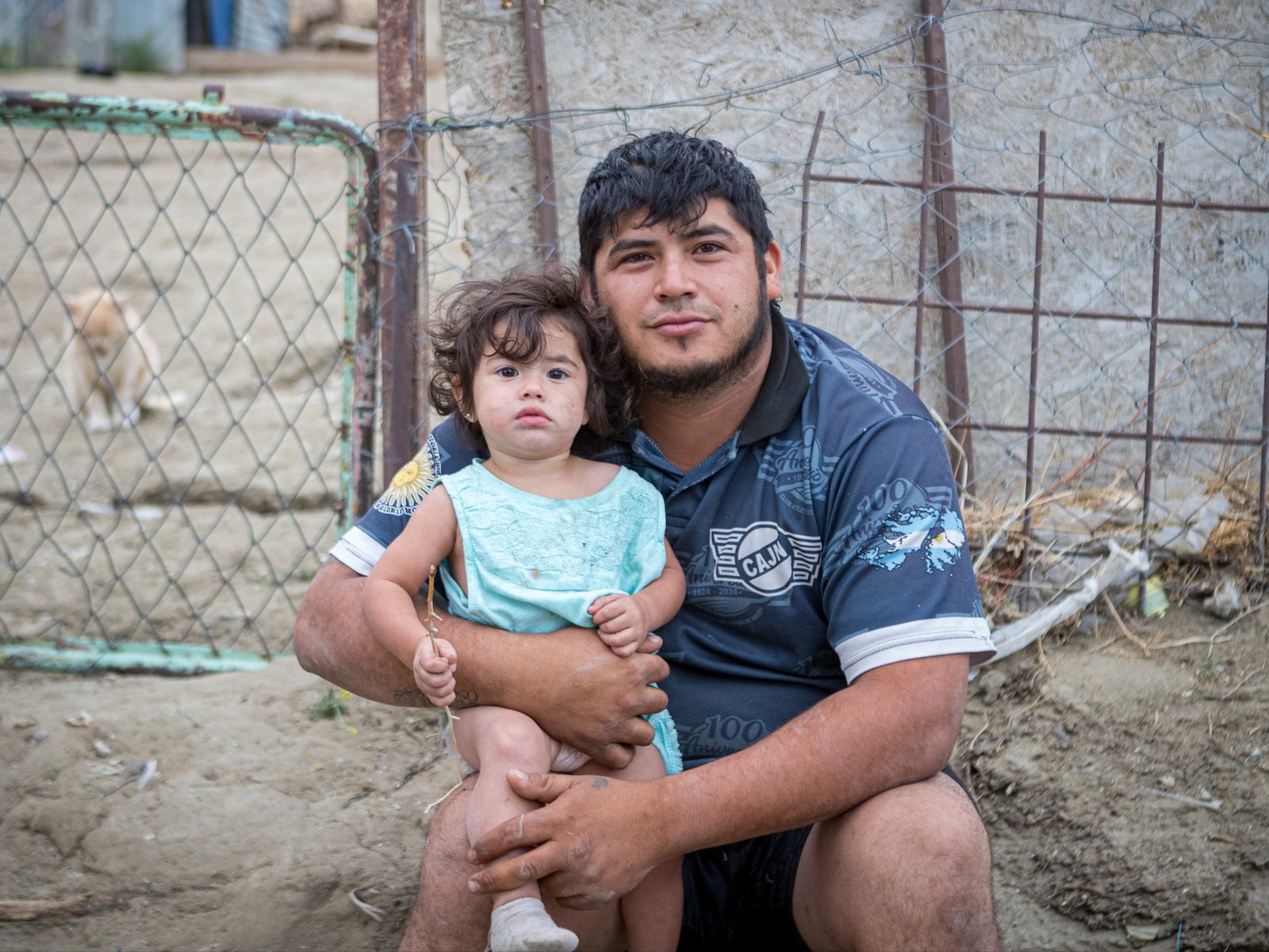 El drama de una familia de Comodoro Rivadavia con la casa partida dos y una hija que necesita operarse ya