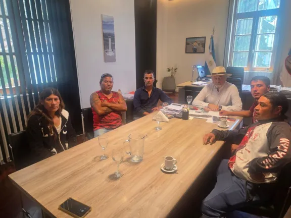 El padre del joven desaparecido desconfía de todo, hasta de la Policía