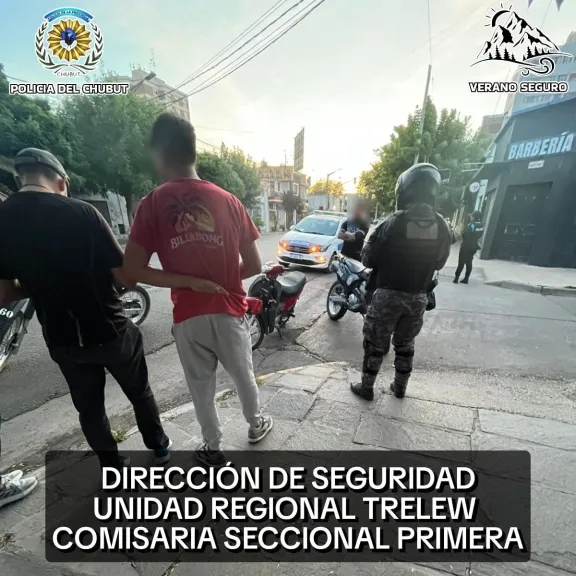 Encontraron a un adolescente manejando una moto robada