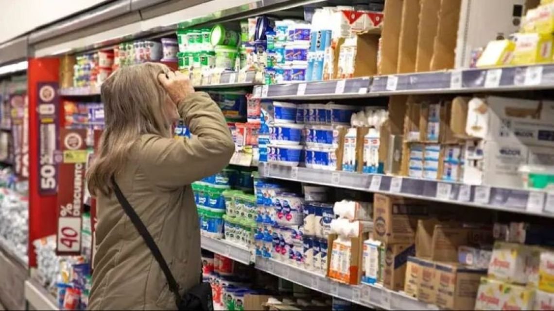 Inflación de diciembre: el IPC cerraría 2025 por encima del 2% y el año rondaría el 32%