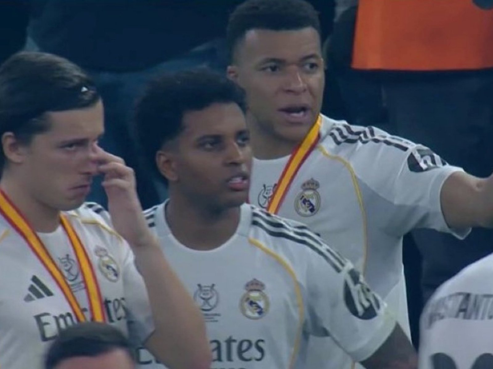 Kylian Mbappé boicoteó el pasillo al Barcelona campeón de la Supercopa de España