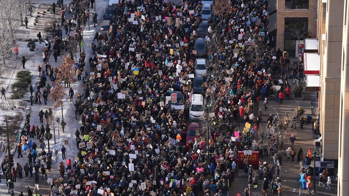 La detención de un niño de cinco años a manos del ICE echa más leña al fuego de las calles de Minneapolis | Inmigración en Estados Unidos