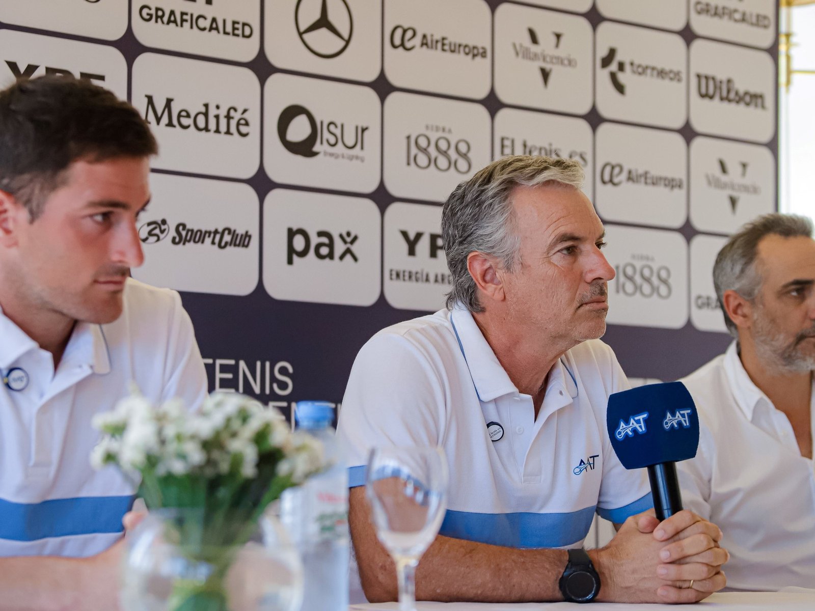 "No podés poner a un jugador entre la espada y la pared"