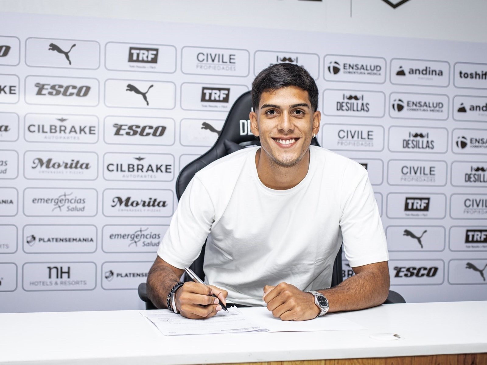 «No tuvo en cuenta a ninguno»